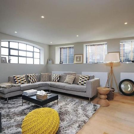 Manhattan Style Apartment In Fulham ロンドン エクステリア 写真