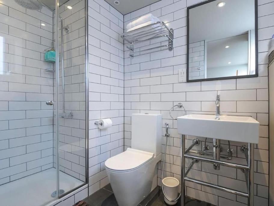 Manhattan Style Apartment In Fulham ロンドン エクステリア 写真